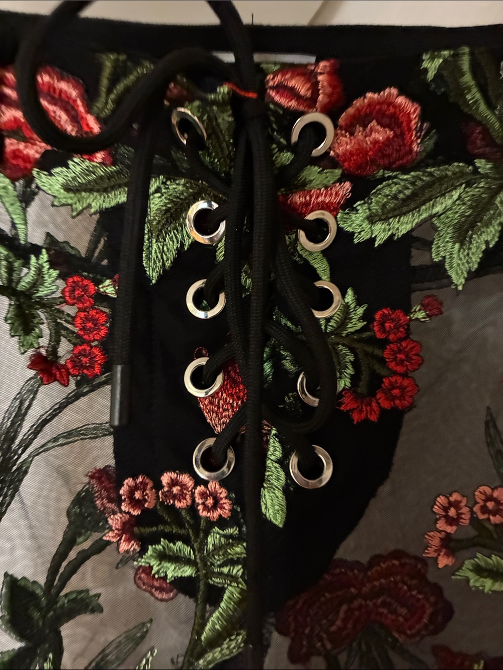 Beginning Boutique Black Sheer lace front Pants with Red Floral Embroidery Small - Picture 9 of 10
